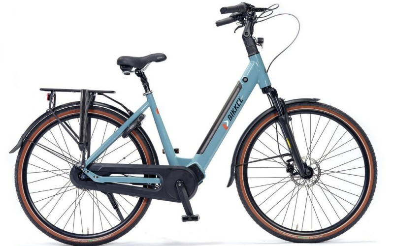 <p>Deze sportieve E-bike de Bikkel Leva Disk 500Wh is uitgerust met een Shimano Nexus 7 naaf, dit in combinatie met een krachtige stille midden motor 80Nm. Kortom is deze sportieve e-bike met lage instap een krachtige en comfortabele fiets.&nbsp;</p>
